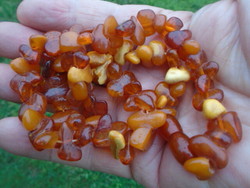 Genuine amber necklace / legacy / larger grain with beautiful cut 48 cm Sweden