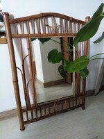 Tükör - trópusi enteriőrben /  bambusz