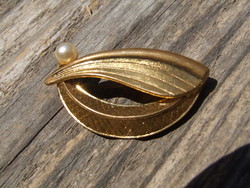 Gold plated jewelry badge (210730)