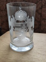 Emilke 50. évfordulós nagyméretű Magyar koronás címer angyalokkal gravirozott üveg pohár