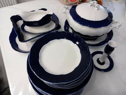 Zsolnay pompadur tableware