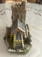 Lilliput English monastery model (stradling priory)