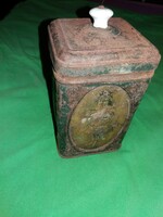 Antik 19. sz-i cukortartó fém pléh lemez figurális díszített doboz a képek szerint