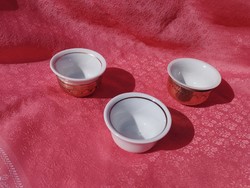 3 kicsi török porcelán kávés csésze
