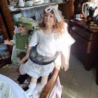Only for wittner users! Porcelain doll