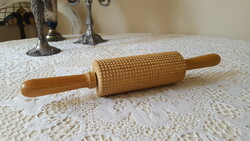 Made of wood, toothed dough roller, meat tenderizer