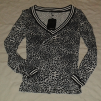 Women's en. Patterned blouse (new, with tag)