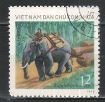 Animals 0391 vietnam mi 731 €0.50