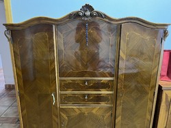 Neo-Baroque wardrobe, dressing table, I will add a small chair.