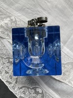 Különleges súlyos kék színű üveg asztali öngyújtó