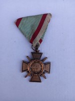 1942 Fire cross with swords and wreath for the country!