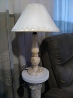 Márvány asztali lámpa