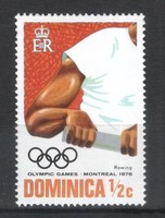 Dominica 0038 mi 488 €0.30