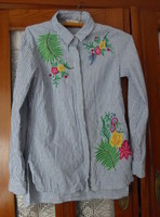 Women's long-sleeved shirt 2.: Blue striped, embroidered colorful flowers (f&f)
