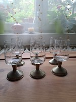 Set of polished glass glasses with alpaca base