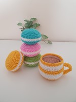 Crochet macarons and coffee