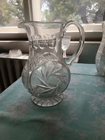 Crystal jug with spinning star pattern (20 cm)