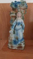 (K) beautiful porcelain statue - vase approx. 18 cm high