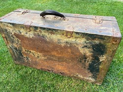 Antik bőrönd koffer régi utazóláda