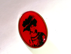 Retro brooch decorated with a red lady's photo 104.
