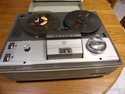 Zk 140 t unitra tape recorder + a reel and a tape