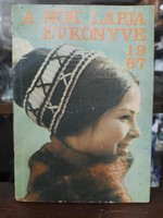 Women's magazine yearbook 1967.