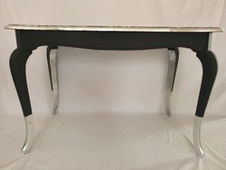 Black silver table