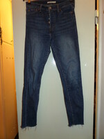 Levi Strauss Co. (eredeti) női S- es 26" vedgie skinny stretch farmernadrág