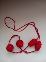 Necklace /red/