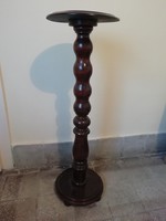 Beautifully shaped wooden pedestal