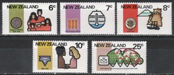 Új  Zéland 0349 Mi 676-680    2,40 Euró posta tiszta