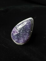 Rarity!!! Beautiful silver ring with a polished sugilite stone from Africa