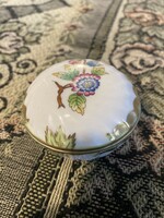 Small bonbonier with Victoria pattern from Herend for sale