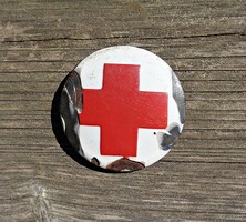 Old enamel red cross badge