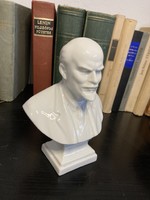 Statue of Herend Lenin