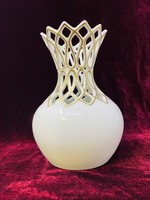 Beautiful openwork gilt porcelain vase designed by élés Herend