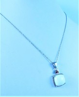 Dreamy, 14k white gold necklace with opal and rhodolite gems!!!