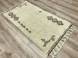 Moroccan Berber hand-knotted thick wool rug, 78 x 162 cm
