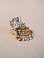 Silver miniature fountain - shell shaped