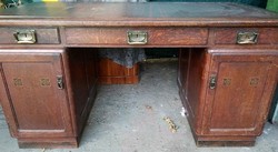 Antik, Lingel Károly, és fiai gyárban készült íróasztal! Kis törődést igényel (filc csere/pótlás)