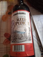 40% 1995 vintage rum punch
