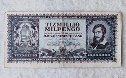 Misprinted/miscut 10 million milpengő from 1946 (f+) | 1 banknote