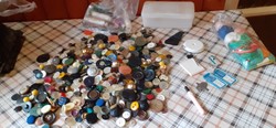 Retro sewing tools and buttons