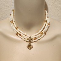 Beautiful glass necklace 39cm