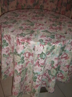 Charming filigree vintage rose tablecloth