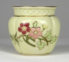 1P289 Régi Zsolnay aranyozott virágmintás vajszínű porcelán ibolyaváza 5.7 cm