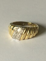 Cirkónia kövekkel díszített 14K aranygyűrű, 5,24 g