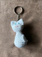 Cat keychain white