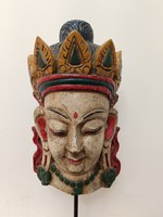 Antik buddha buddhista Guangin, kuangin patinás festett fa maszk állványzaton Tibet 368 8047