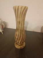 Különleges műgyanta váza